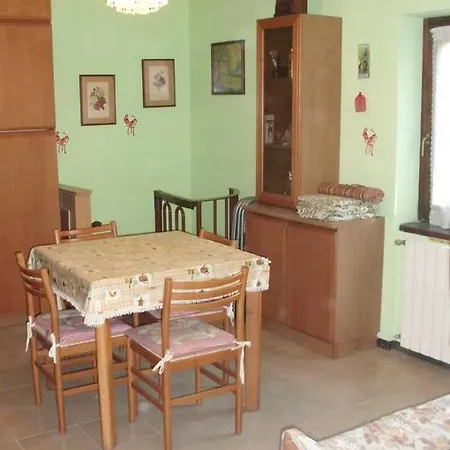 Silvia Apartment *